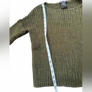 Vince Knit Wool Blend Chunky Knit Sweater Forest Green Semi Sheer Boat Neck